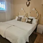 La Roqueta 4*
