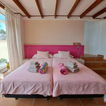 La Roqueta Bed & Breakfast