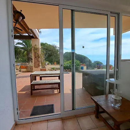 Bed & Breakfast La Roqueta 4*