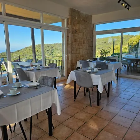 La Roqueta ベッド・アンド・ブレックファスト 4*