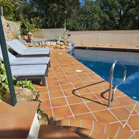 ベッド・アンド・ブレックファスト La Roqueta 4*